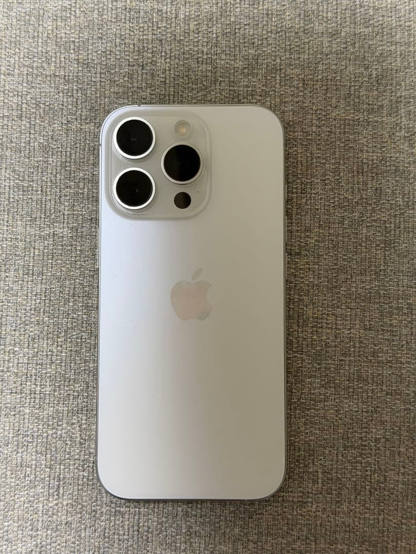 iPhone 16 Pro 256GB ホワイトチタニウム