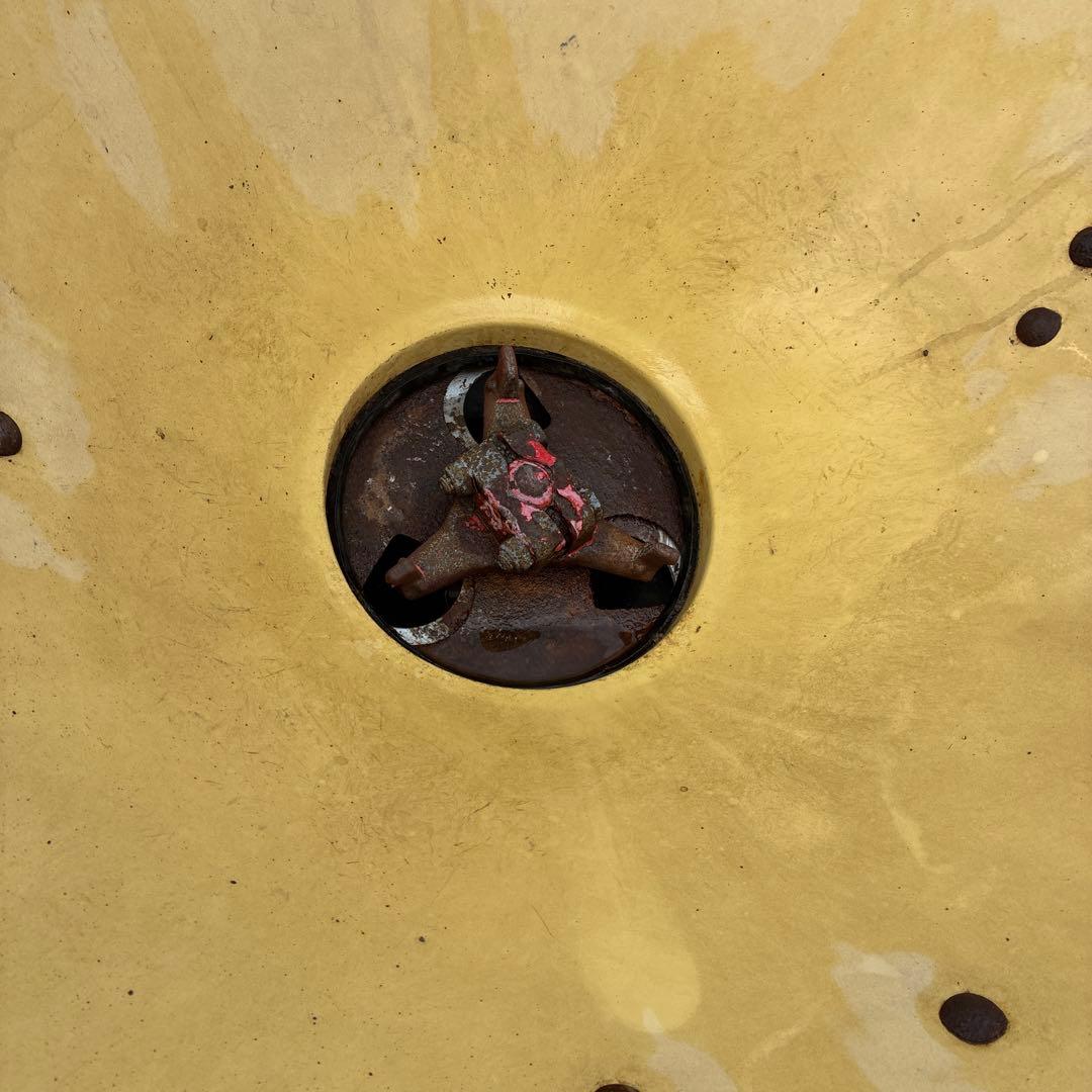 ニプロブロードキャスターＭＰ２０6 肥料散布機・手動開閉　引取限定