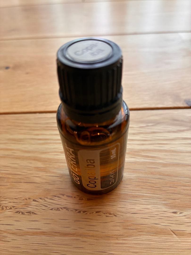 新品未開封doTERRA エッセンシャルオイル 25本セット　ケース付き