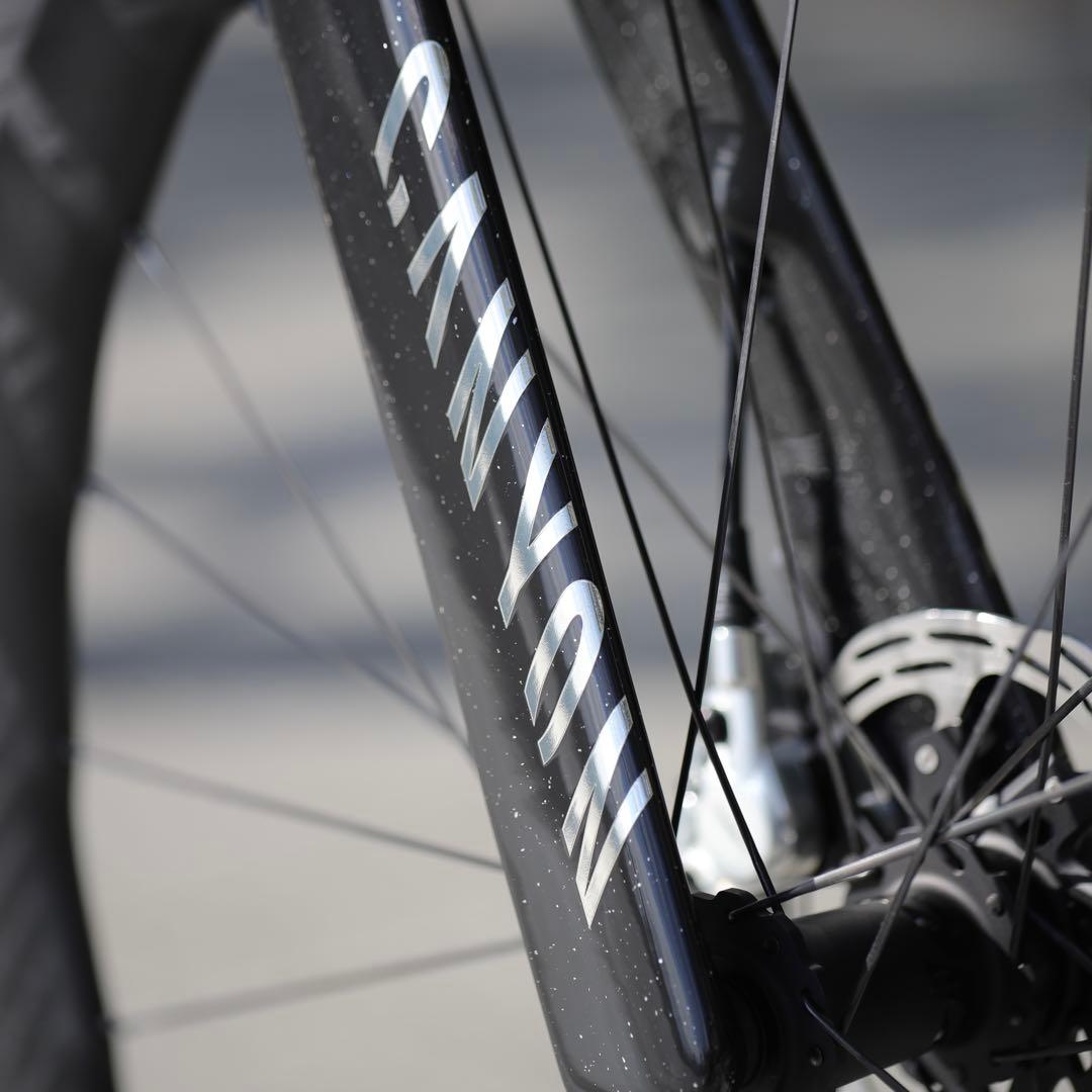 Canyon aeroad CFR 4世代目キャニオン エアロード2025モデル