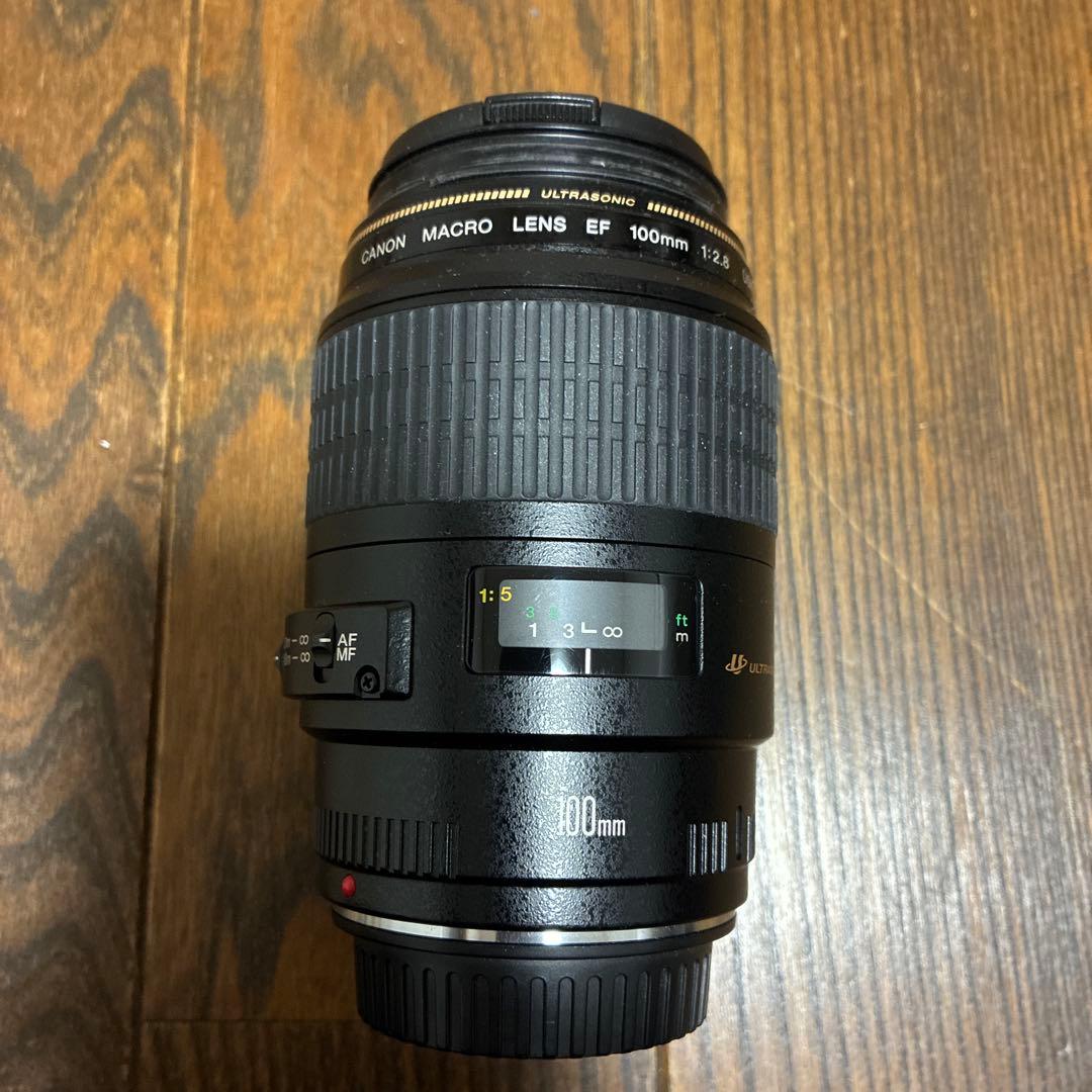 Canon EF 100mm f/2.8 USM マクロレンズ