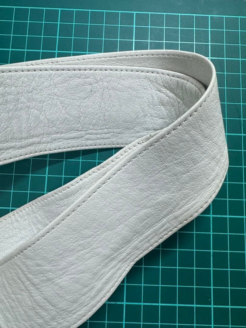 Diorディオール サッシュベルト レザー ホワイト フリーサイズ