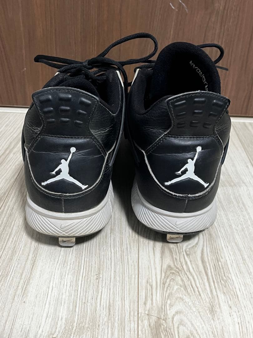 希少　激レア　ナイキ　エアジョーダン4 オレオ　野球　スパイク　30.5cm