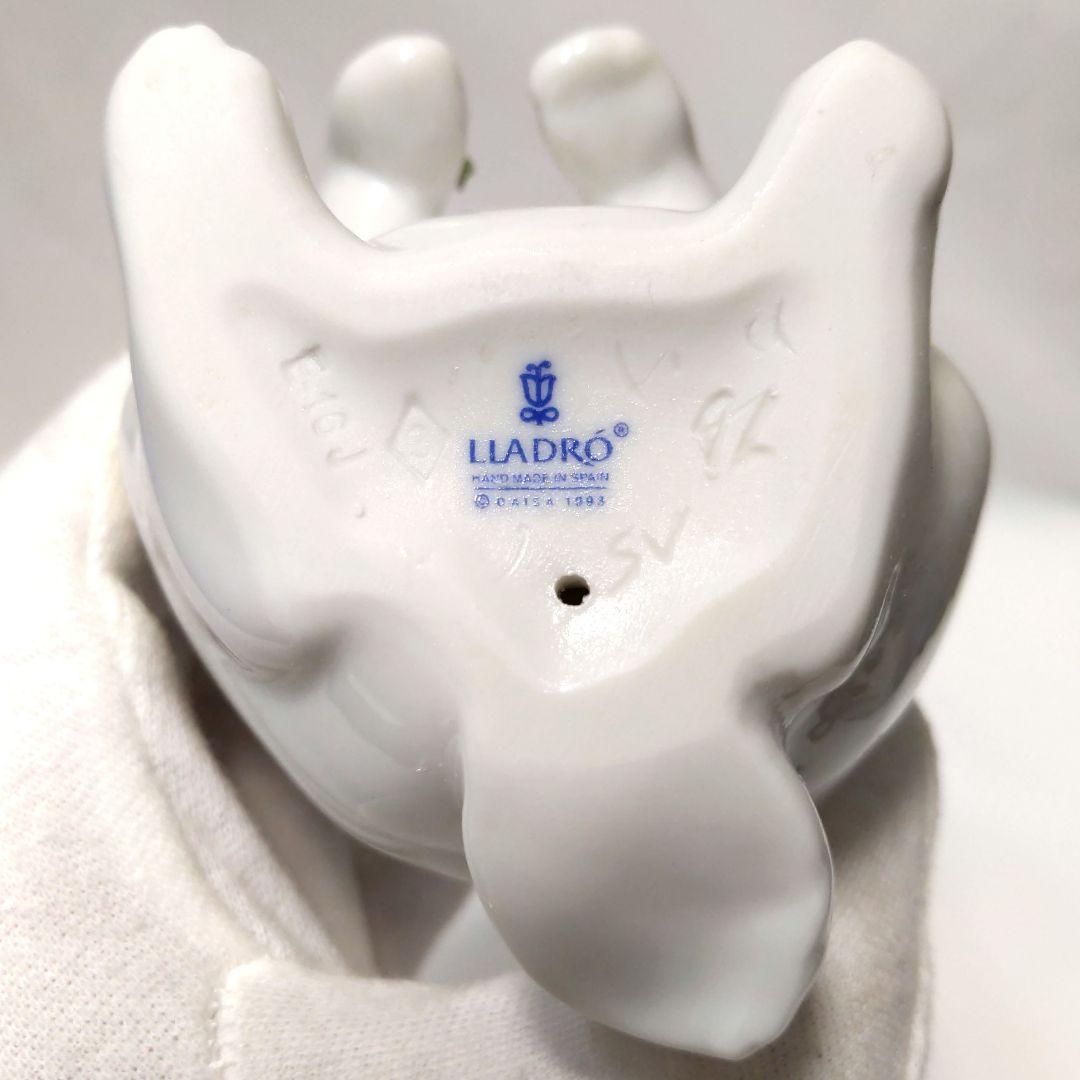 LLADRO リヤドロ 花飾りの白うさぎ フィギュリン 陶器人形 - メルカリ