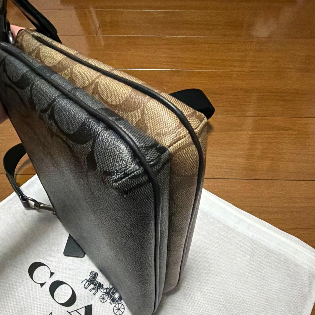 COACH リバーシブルショルダーバッグ