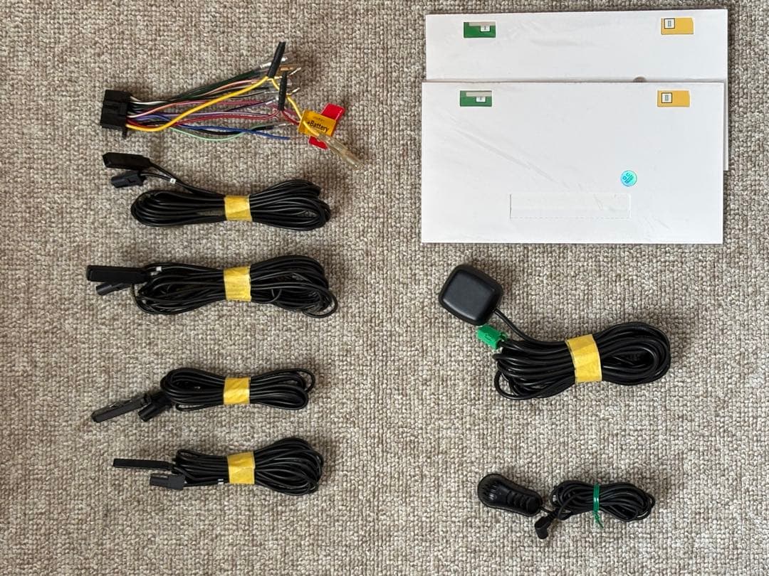 carrozzeria AVIC-RZ77 楽ナビ　中古品 メモリーナビ