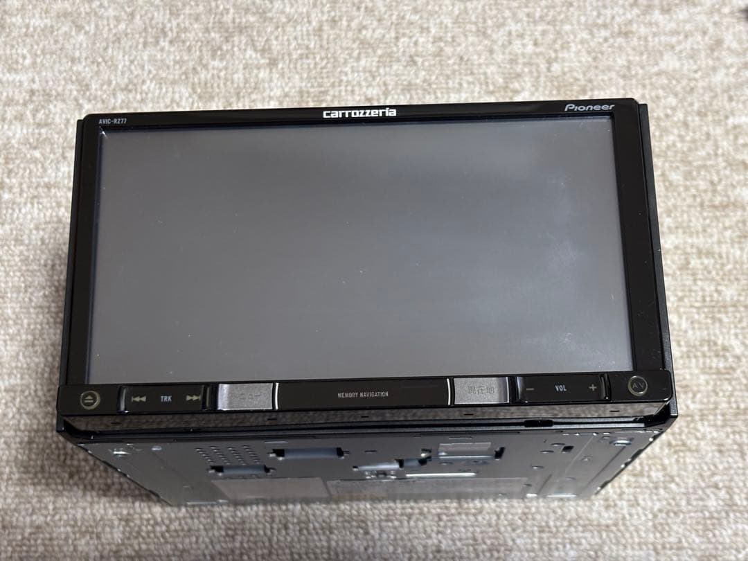 carrozzeria AVIC-RZ77 楽ナビ　中古品 メモリーナビ