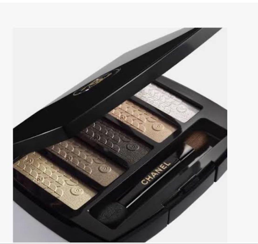 CHANEL ルミエールグラフィック アイシャドウ 限定】CHANEL