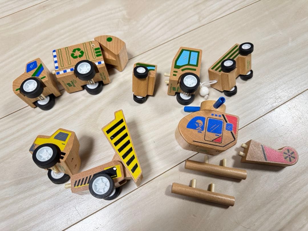 Click clack 知育・木製玩具 働く車 13個セット