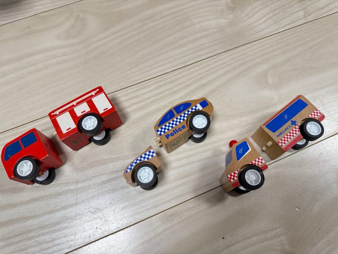 Click clack 知育・木製玩具 働く車 13個セット