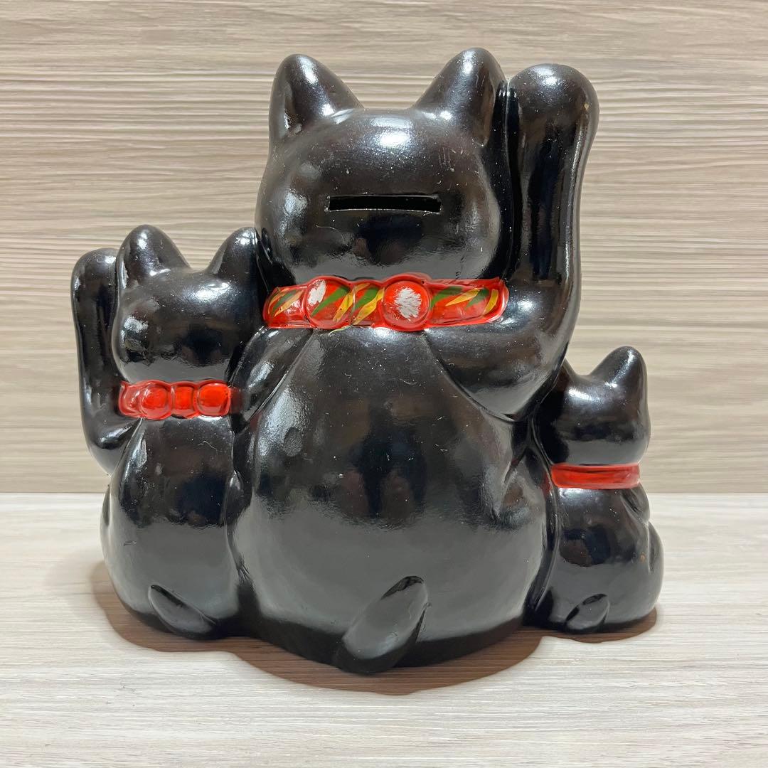 縁起物 王様印玩具人形 常滑 3匹 招き猫 - メルカリ