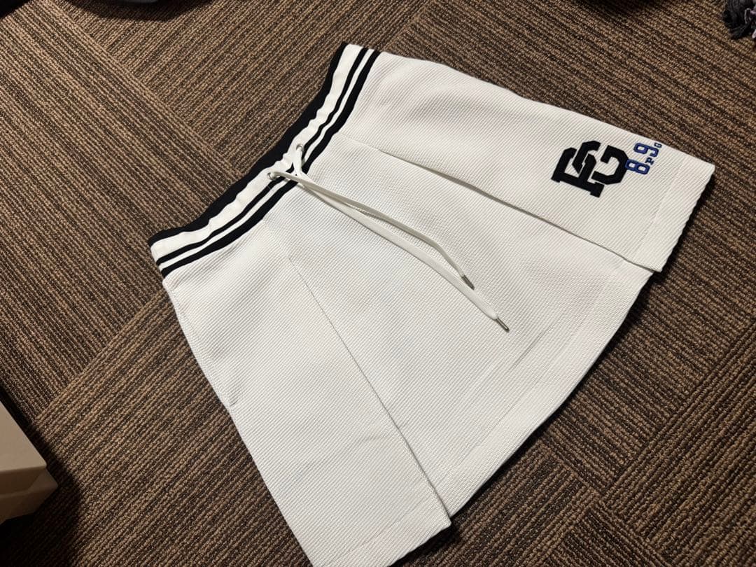 パーリーゲイツ　Peダンボールワッフルスカート