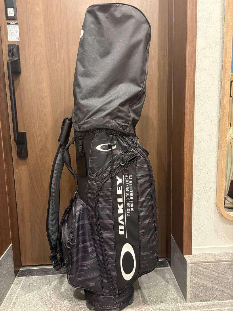 [美品]オークリー　キャディバッグ