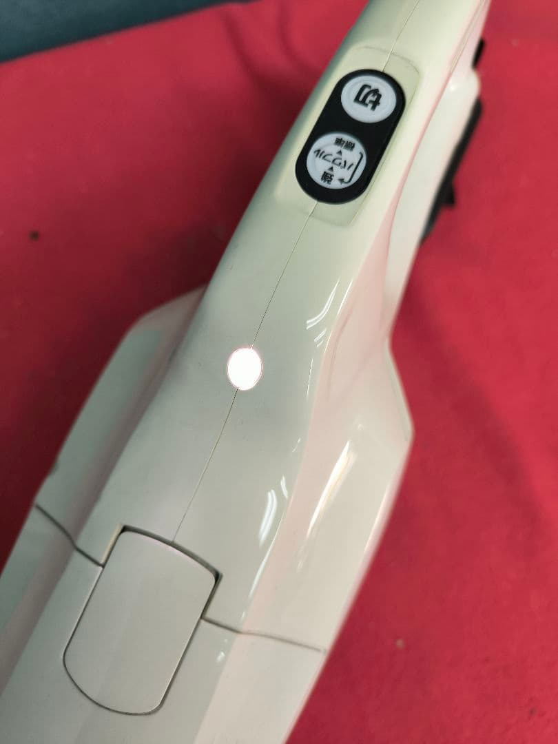 美品　マキタ コードレス掃除機CL107 紙パック式　CL107FDSHW