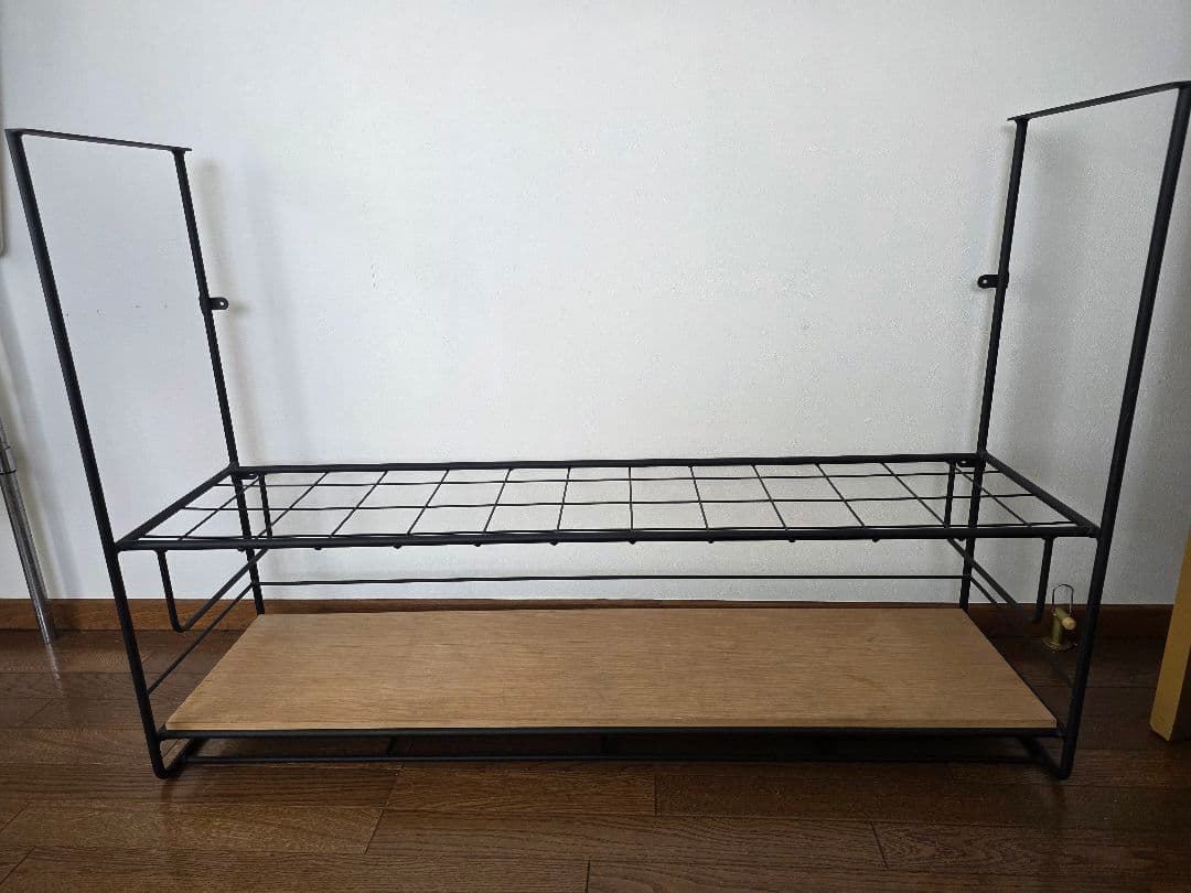 メタルフレーム 木製棚つきラック 天井吊り