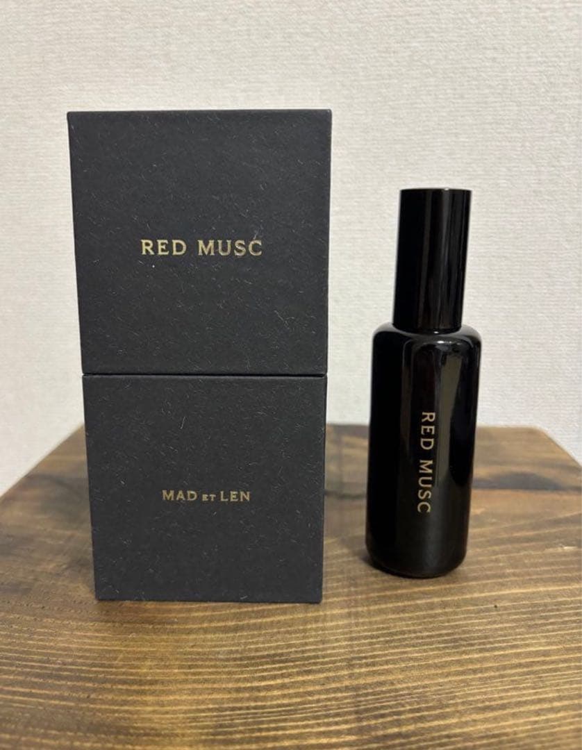 MAD et LEN RED MUSC 香水 マドエレン