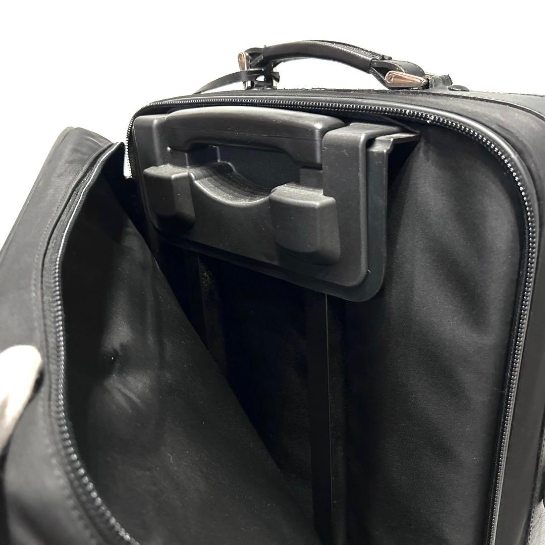 美品　プラダ　キャリーケース　三角ロゴ　サフィアーノ　ナイロン　旅行　ブラック