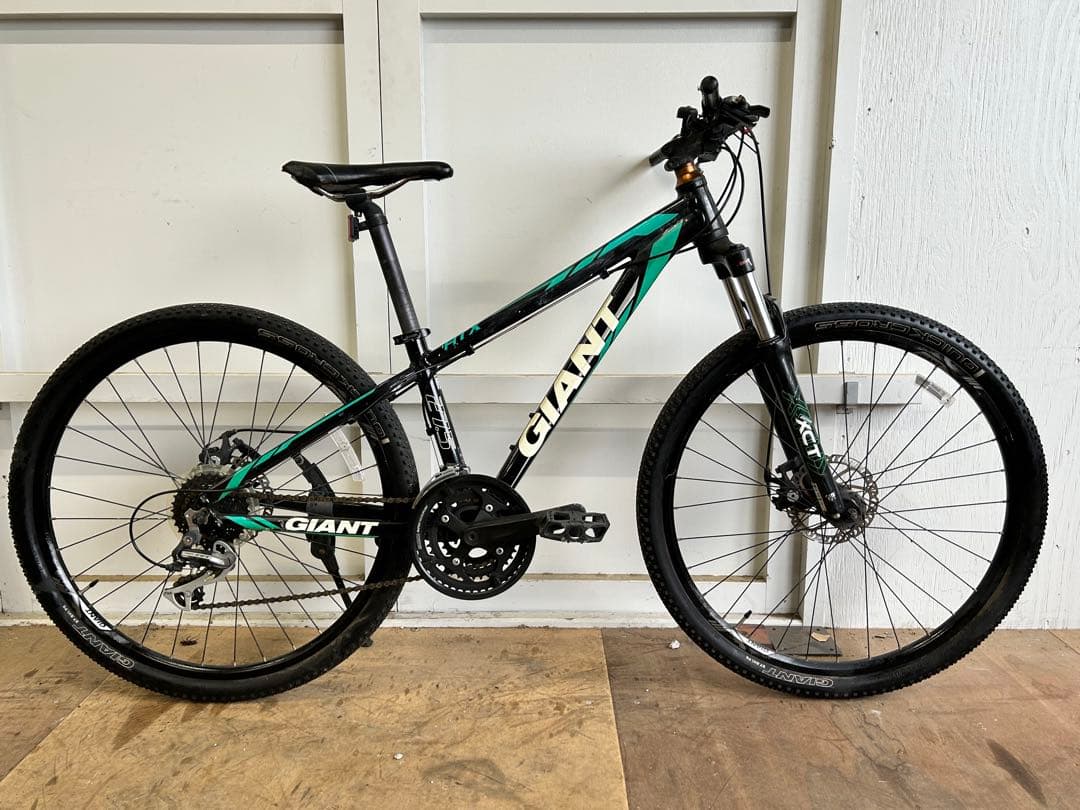 GIANT マウンテンバイク SHIMANO 24段 ディスクブレーキ GIANTの2024年