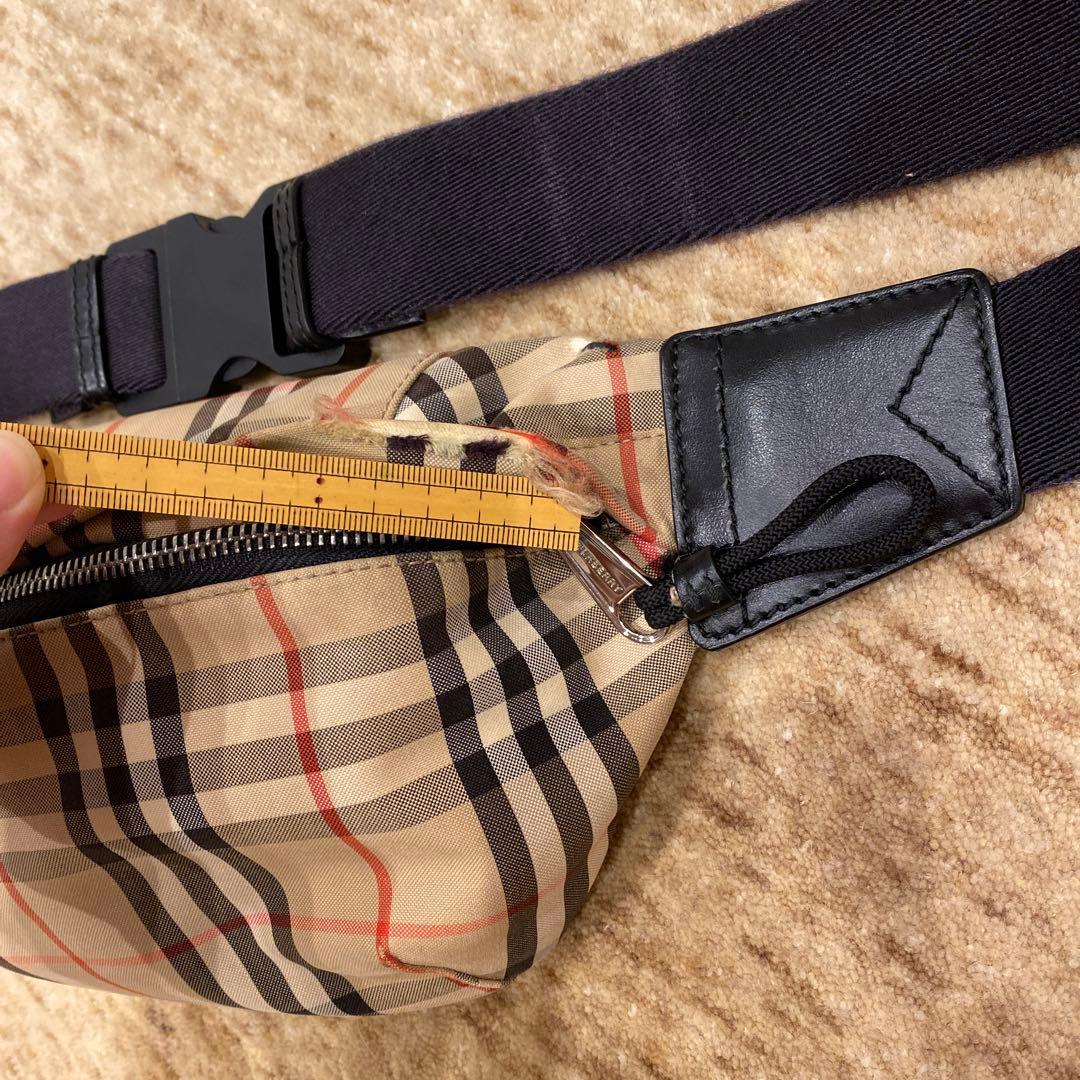 Burberry ボディバッグ　チェック　バムバッグ　バーバリー
