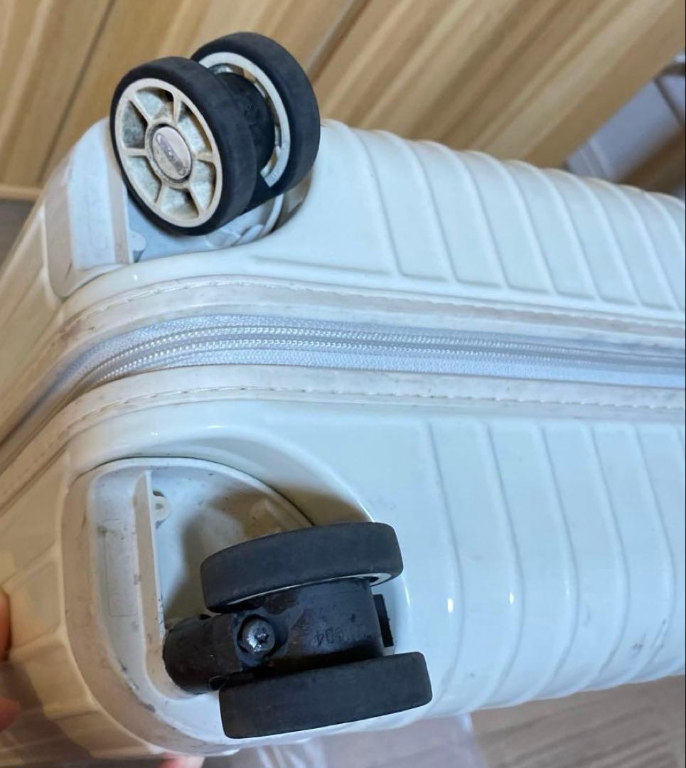 リモワ　ユナイテッドアローズ　別注　サルサ エクリュ　4輪　32L