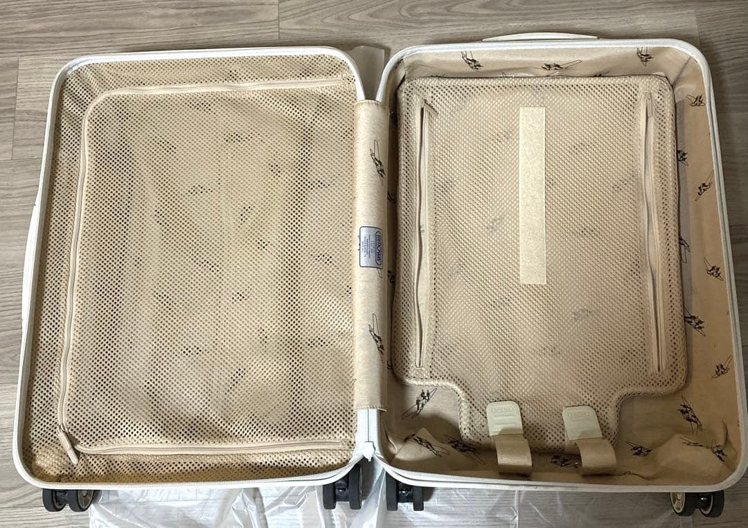 リモワ　ユナイテッドアローズ　別注　サルサ エクリュ　4輪　32L