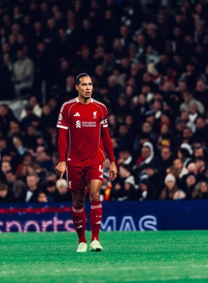 25/26 リヴァプール  ユニフォーム VAN DIJK XLサイズ