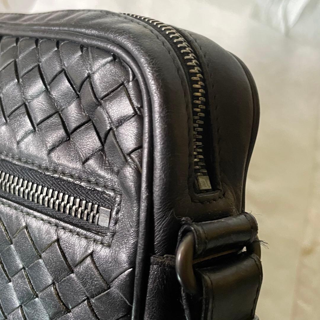 定価20万超！BOTTEGA VENETAイントレチャート ショルダーバッグ