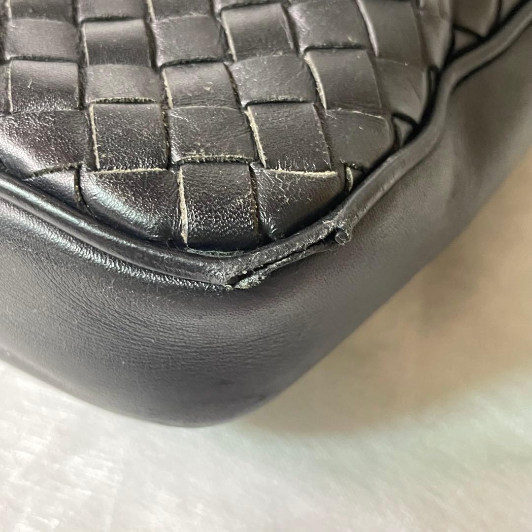 定価20万超！BOTTEGA VENETAイントレチャート ショルダーバッグ