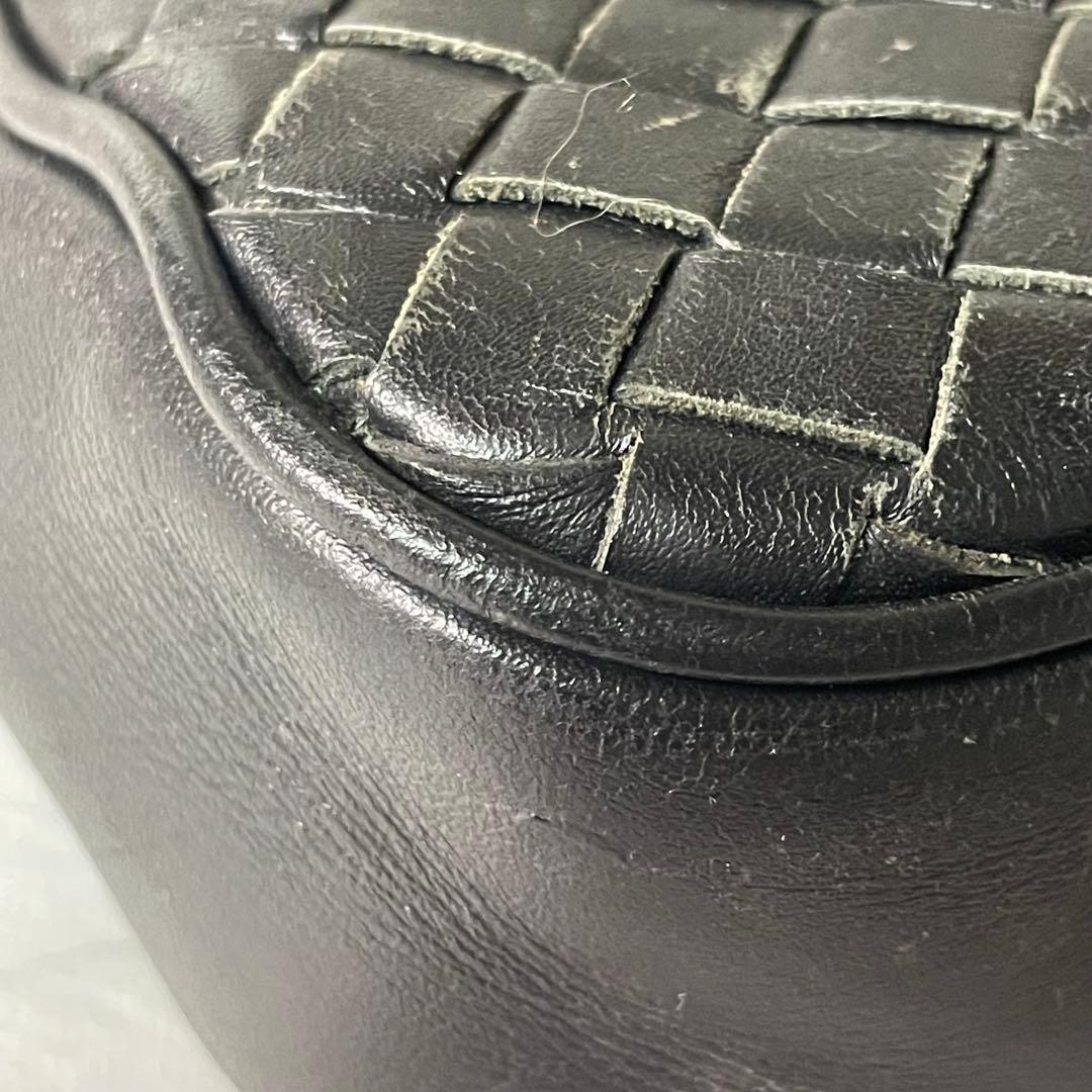 定価20万超！BOTTEGA VENETAイントレチャート ショルダーバッグ