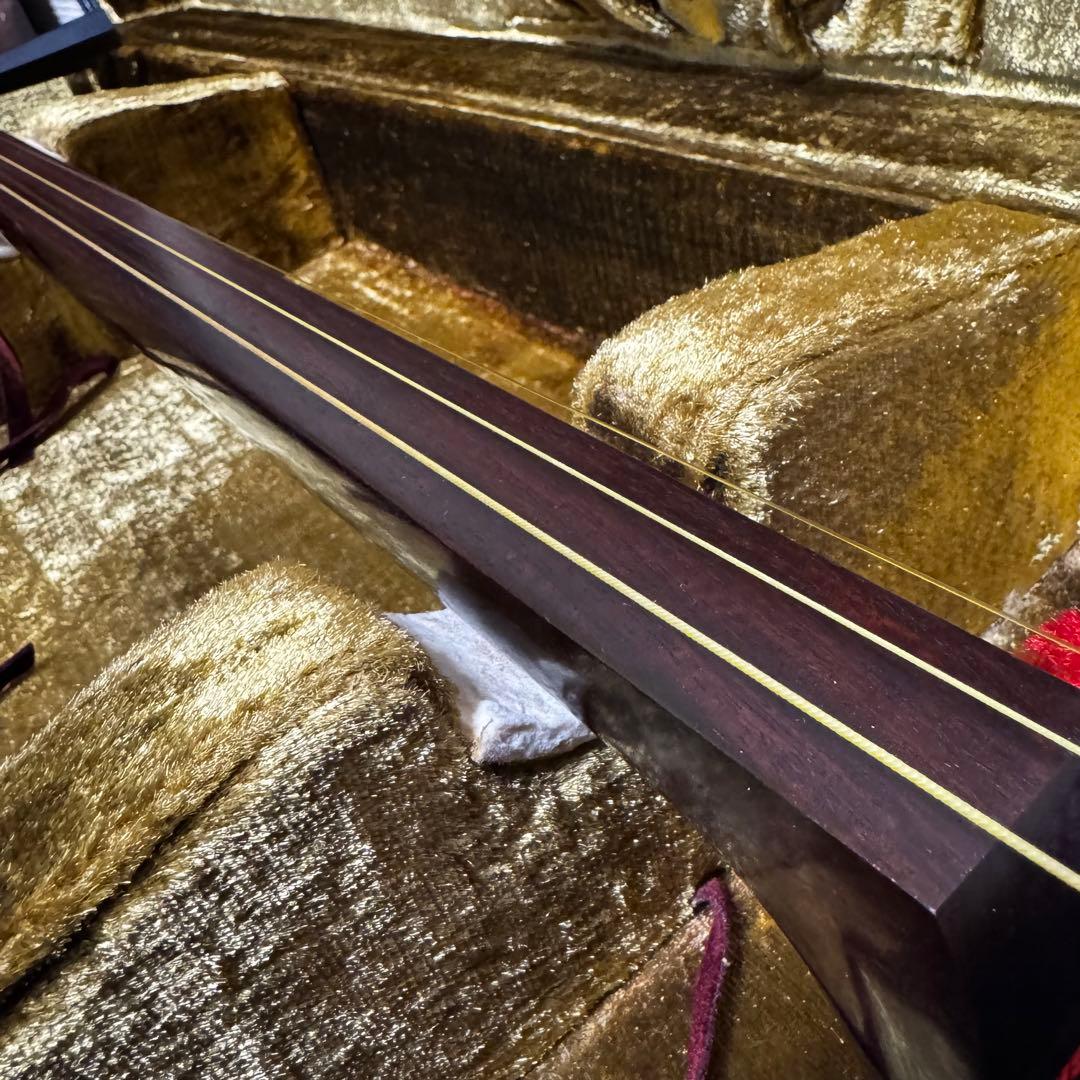 三味線 中棹 東さわり 紅木 1本溝 糸まき 素六 破れ有り ハードケース付き