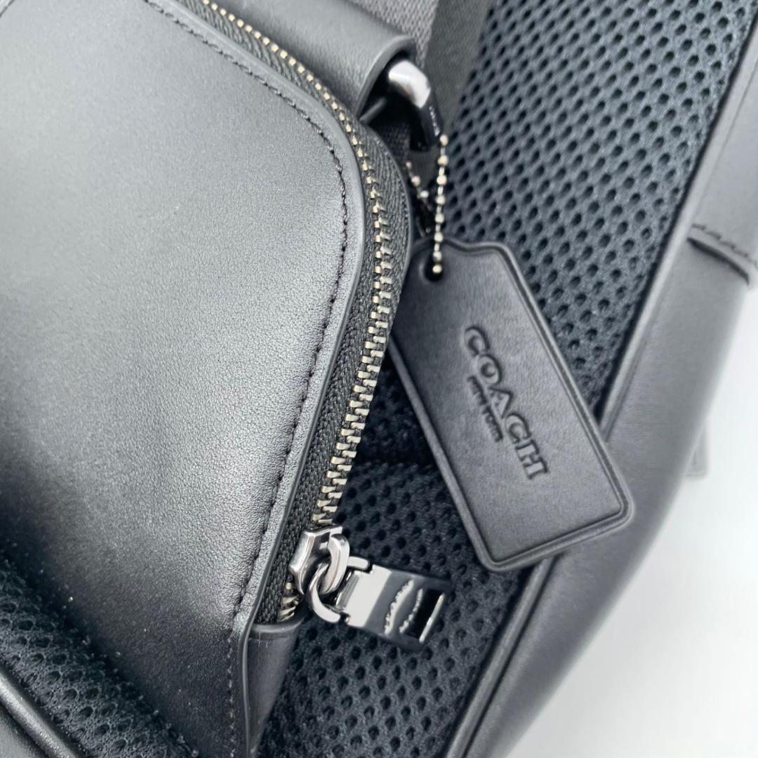 美品✨コーチ ボディバッグ イーサン パック シグネチャー 黒 ブラック