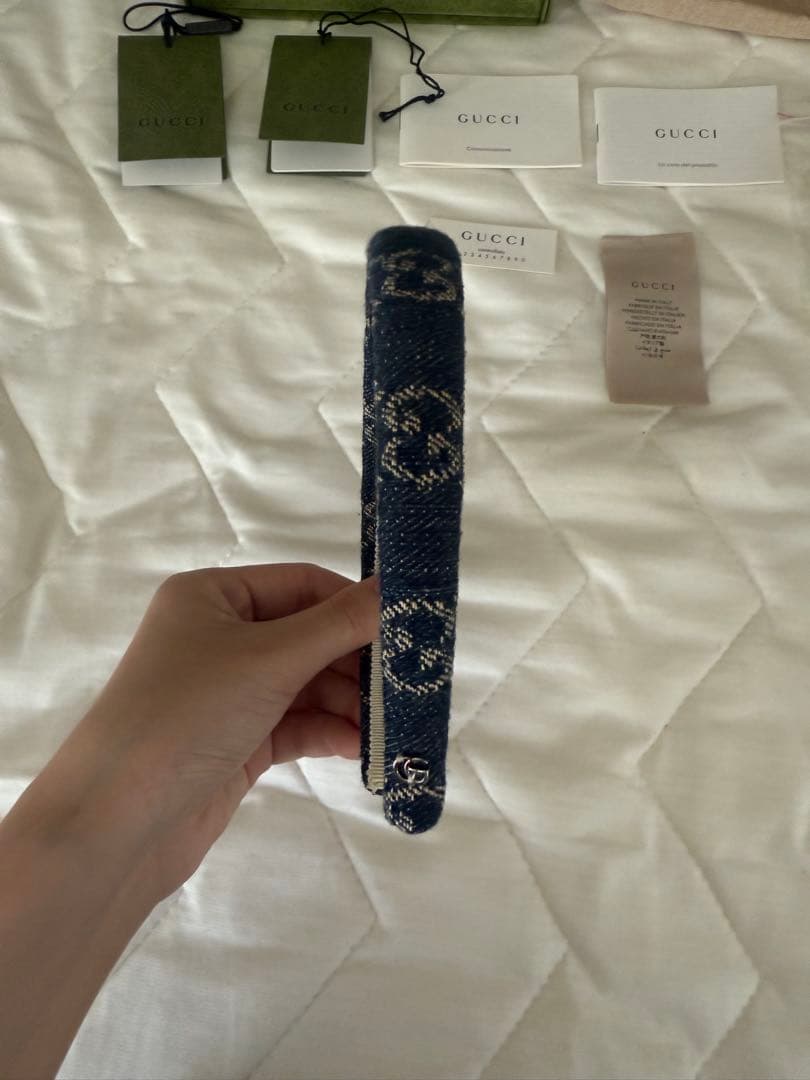 GUCCI ネイビー ヘアバンド　デニムカチューシャ　GGデザイン