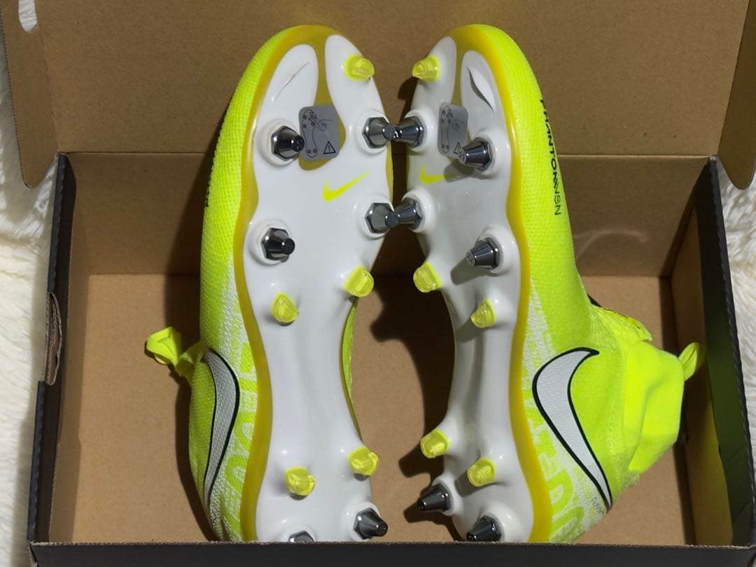 Nike ファントム ヴィジョン エリート DF SG-PRO 26.5cm