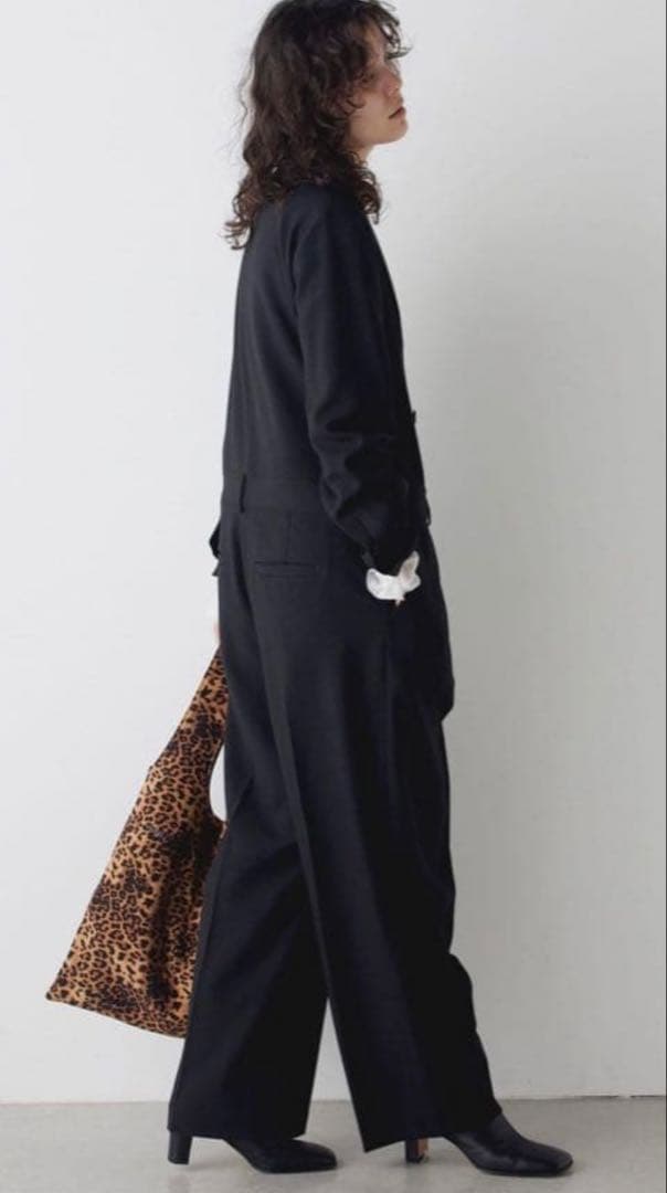 ウィムガゼット【THE PAUSE】テーラーカラージャンプスーツ