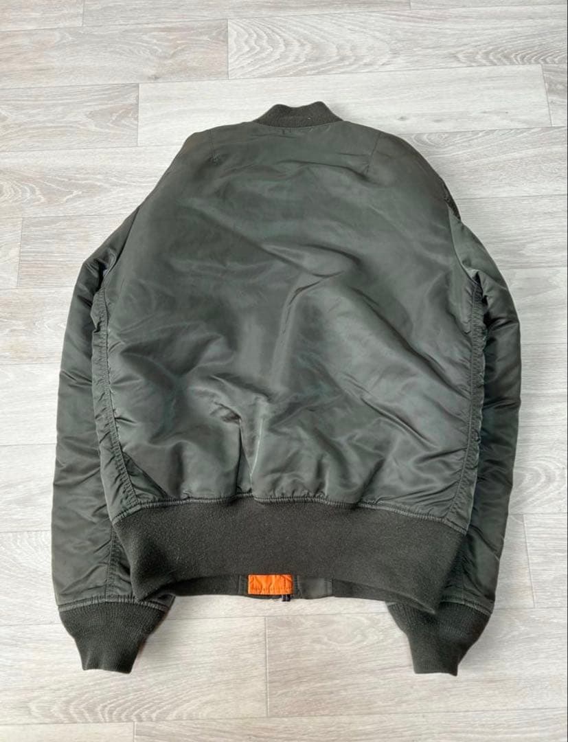 ALPHA INDUSTRIES MA-1 フライトジャケット オリーブグリーン