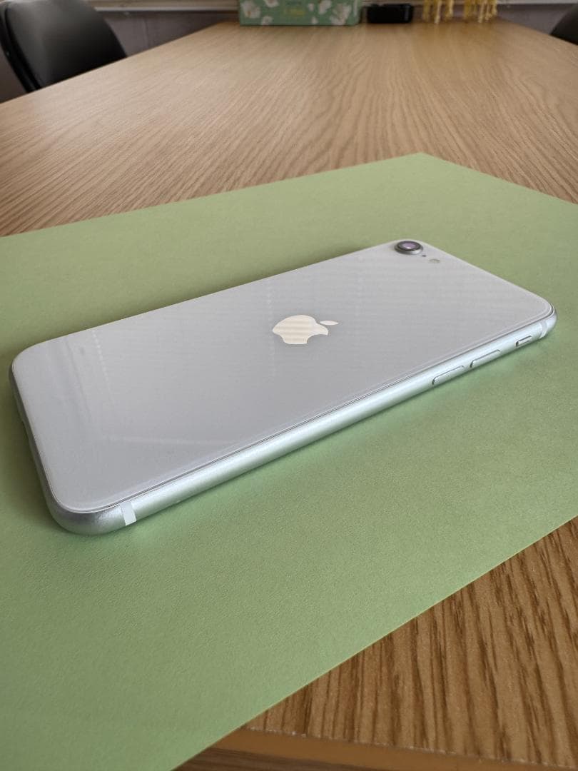 ◇iPhoneSE 第2世代 (SE2) ホワイト 64GB◇