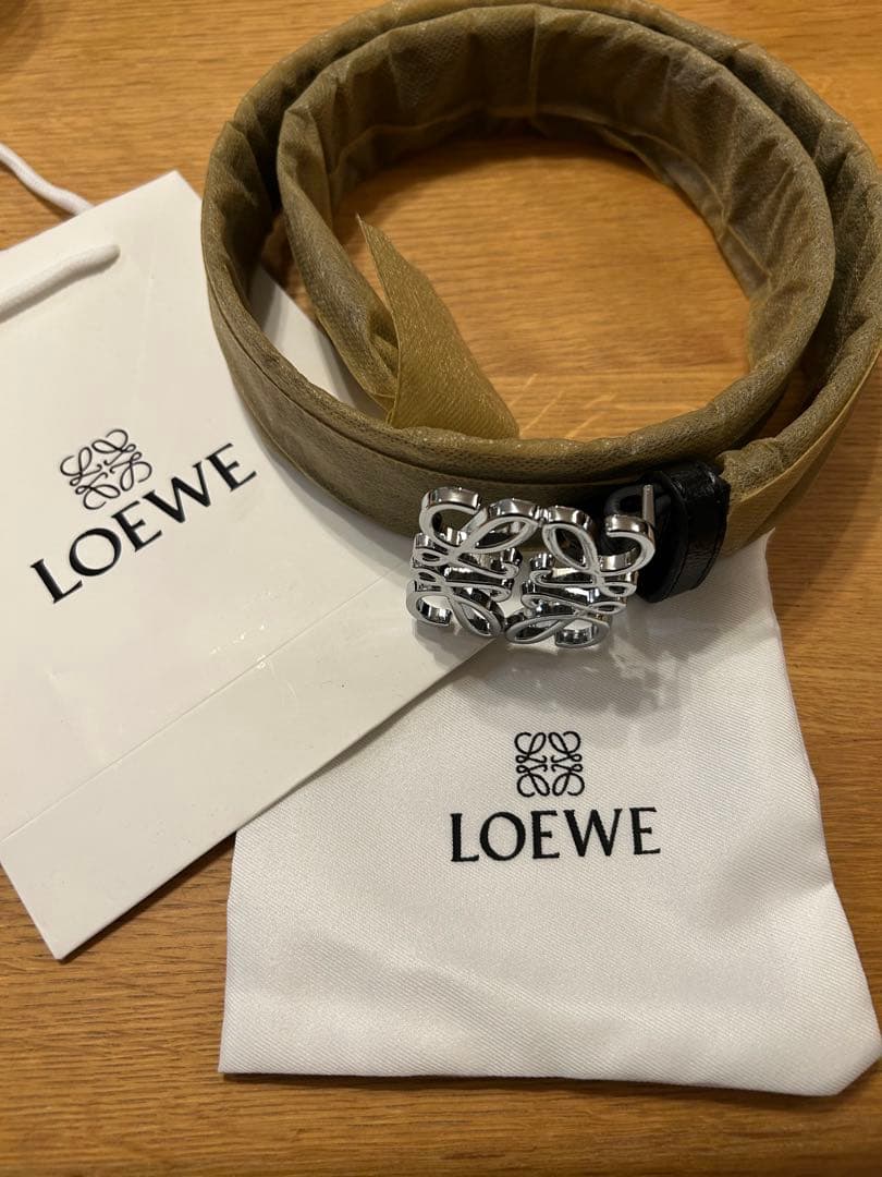 【新品未使用】LOEWE アナグラムベルト レザー 85サイズ