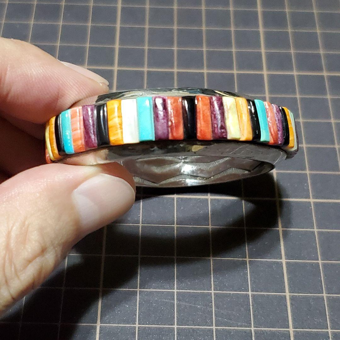 【レイアダカイ？】 ナバホ インレイ スタンプワーク バングル