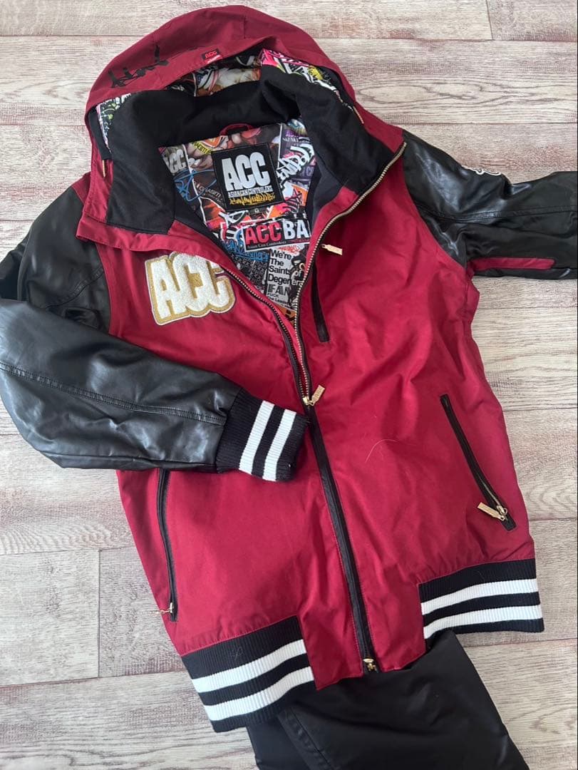 《値下げOK》ACC エーシーシー　スノボーウェア上下セット　レディース　M