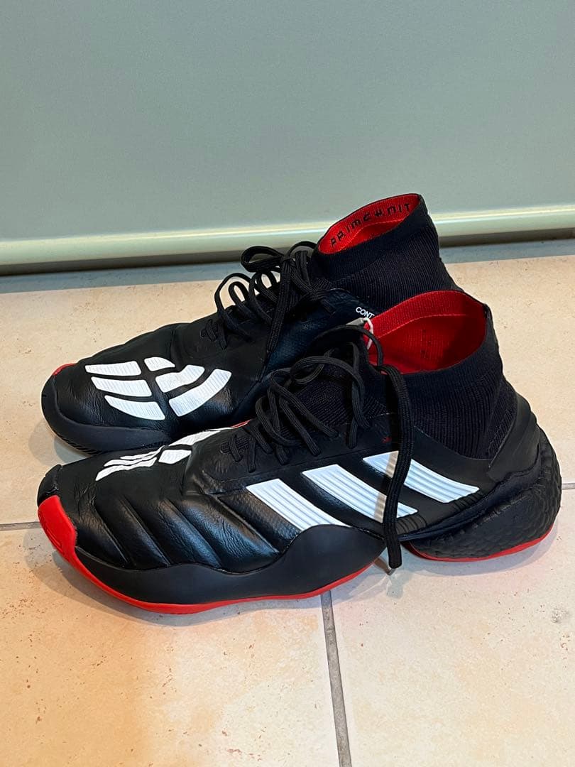 年始限定　アディダス　スニーカー　プレデター19.1 TR