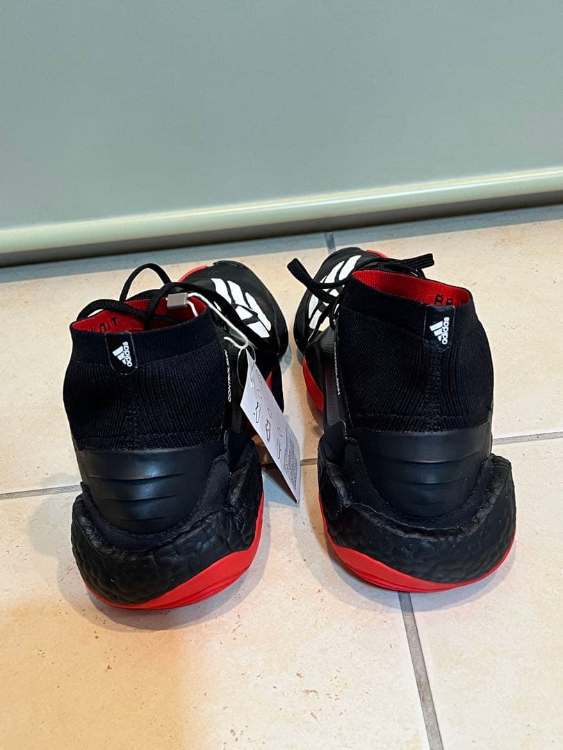 年始限定　アディダス　スニーカー　プレデター19.1 TR