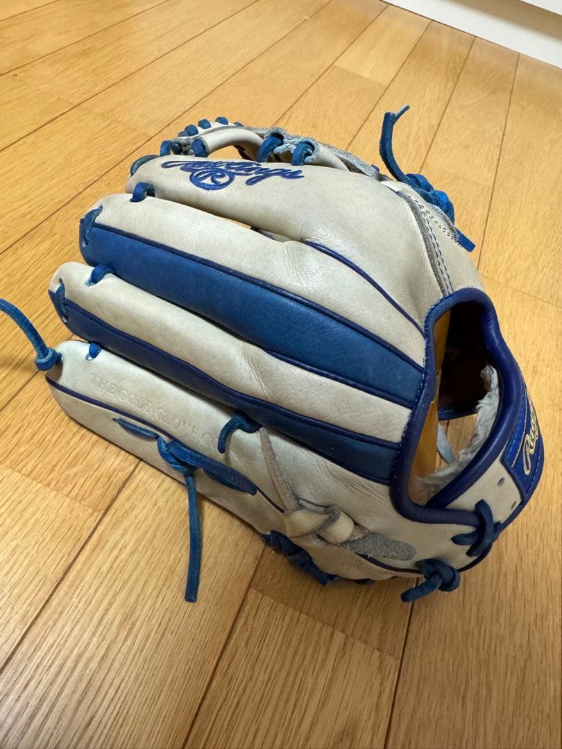 ローリングス野球グローブ 軟式用　岡本型　小指2本使用