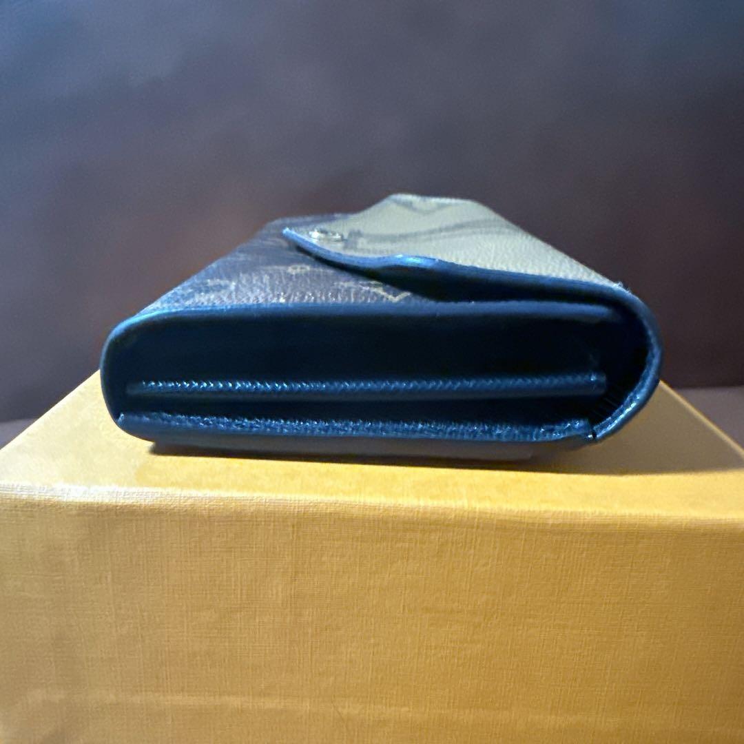 ルイヴィトン ポルトフォイユ サラ モノグラムジャイアント リバース