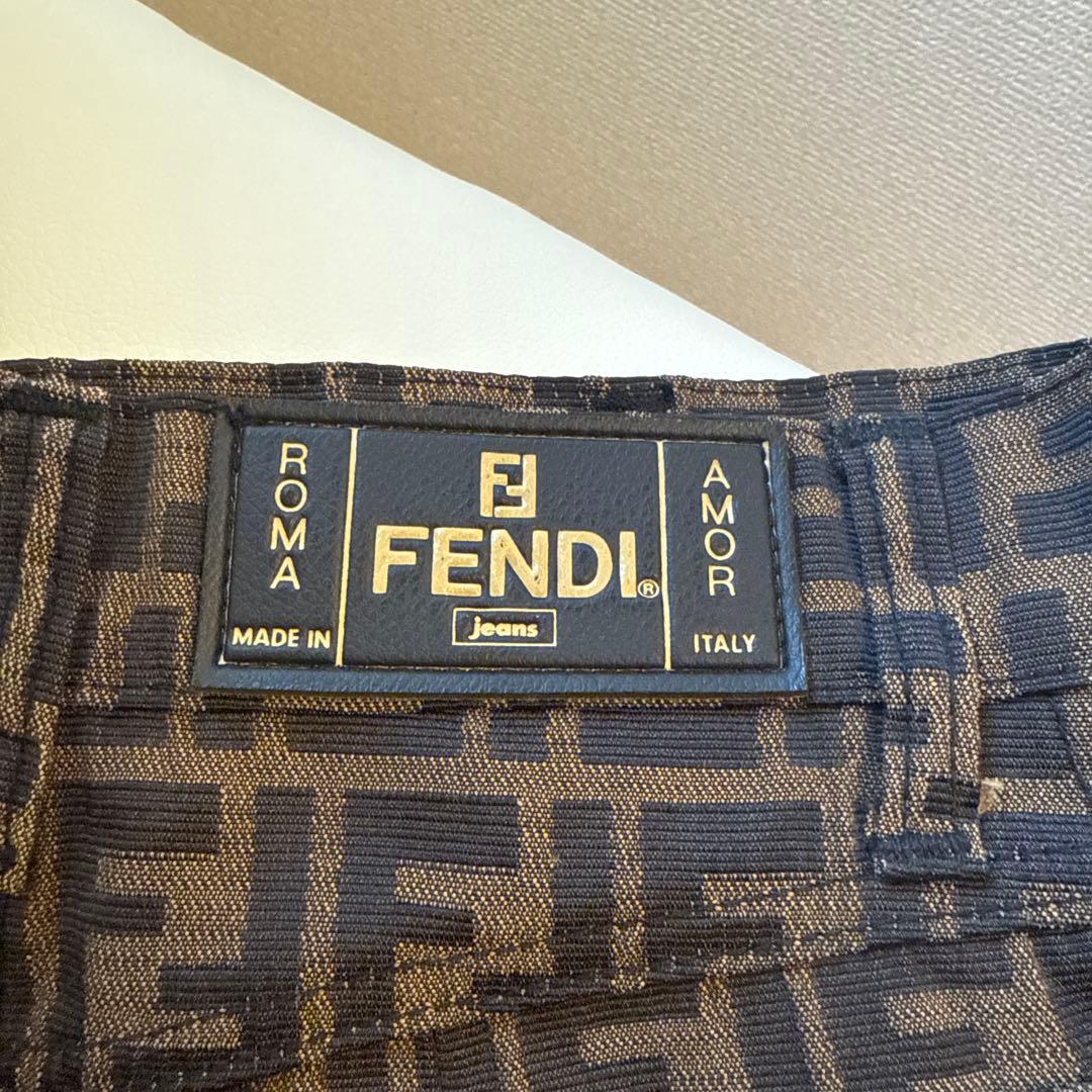 【正規品】FENDI♡タイトスカート24時間以内に発送