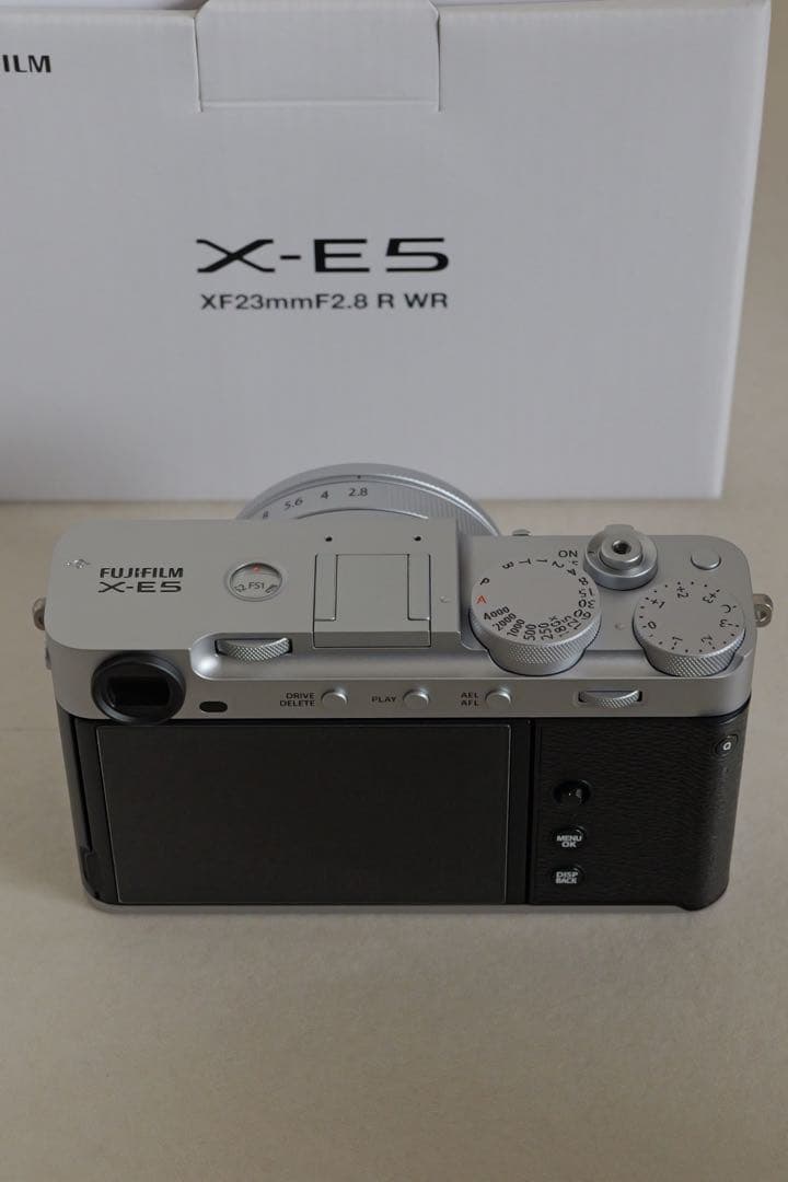 【ほぼ未使用】FUJIFILM X-E5 レンズキット　XF 23mm f2.8