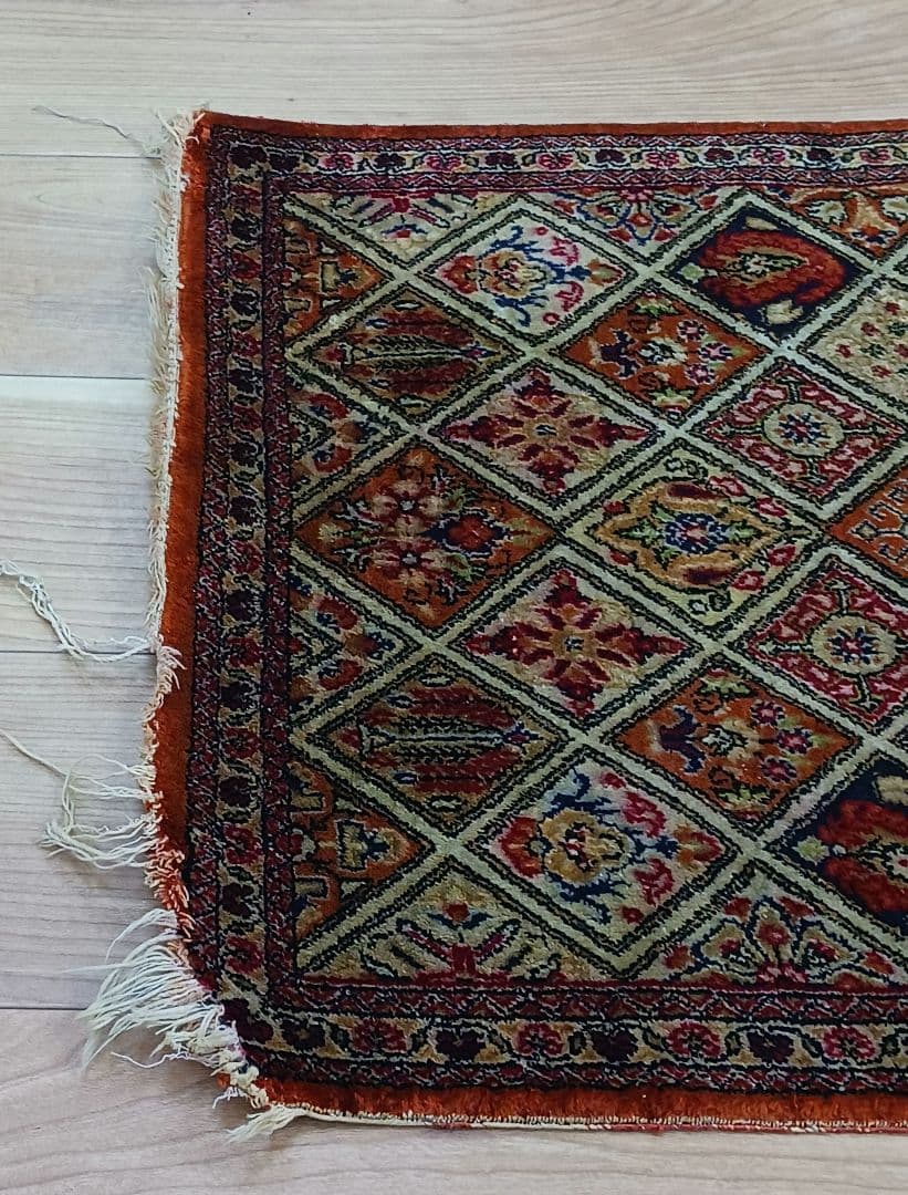 Y2822-2 ペルシャ絨毯 クム産 シルク100% 手織り