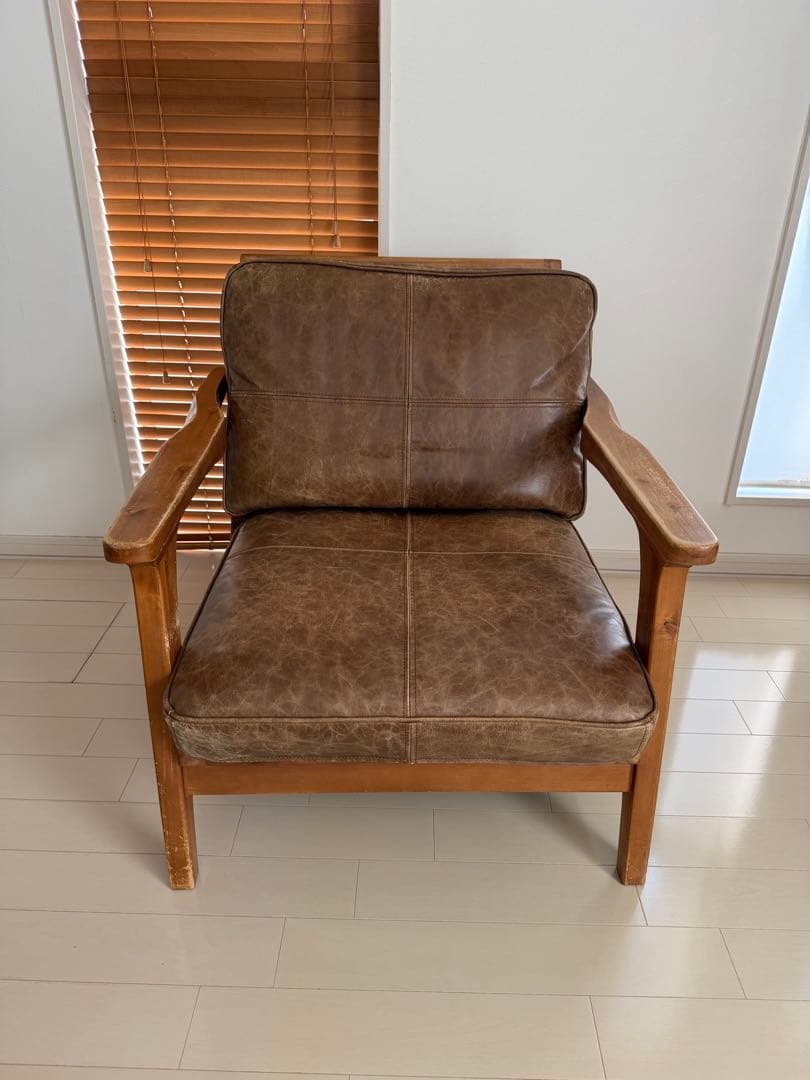 WTWブラウンレザー 1人掛けソファ ウッドフレーム - メルカリ