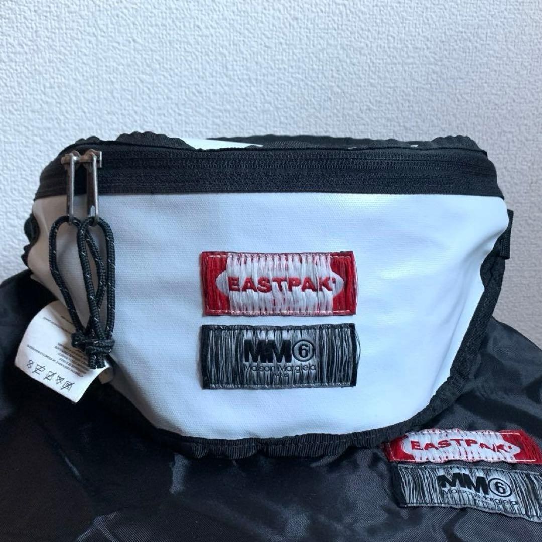 ＊極美品＊マルジェラMM6 × EASTPAK ボディバッグ 黒白