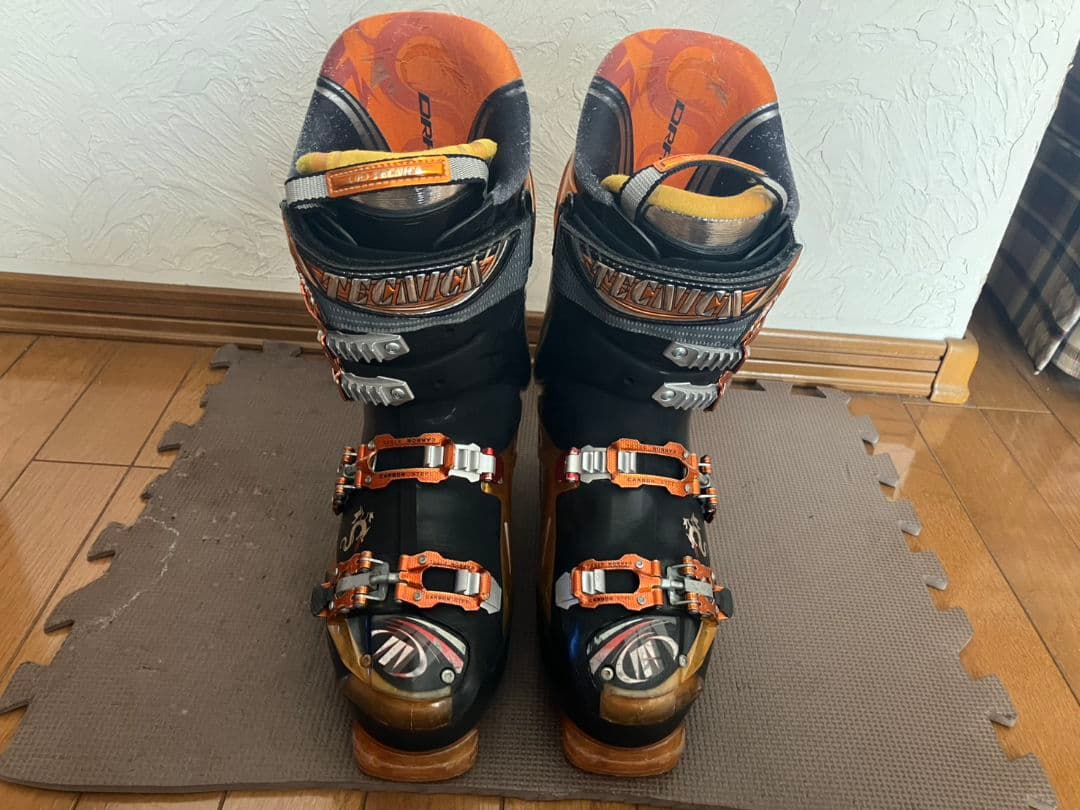 TECNICA　テクニカ　スキーブーツ　27cm〜27.5cm 足幅広め