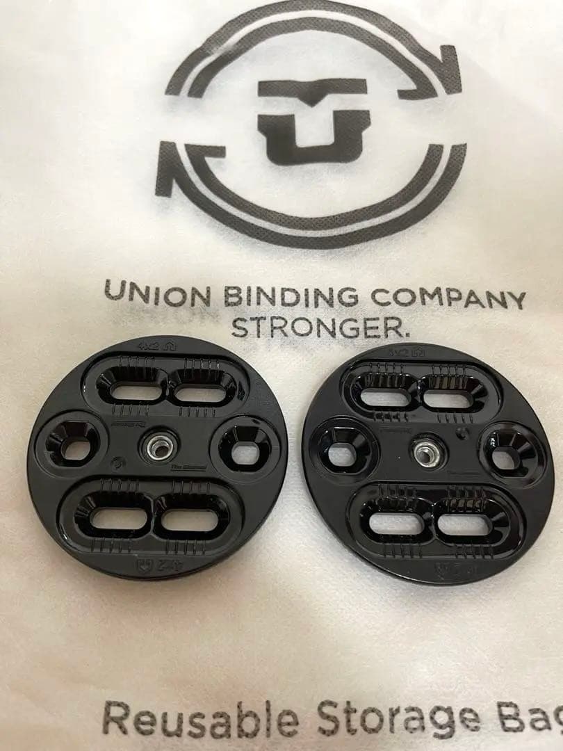 【極美品】 UNION ユニオンバインディング　ストラータMサイズ　ブラック